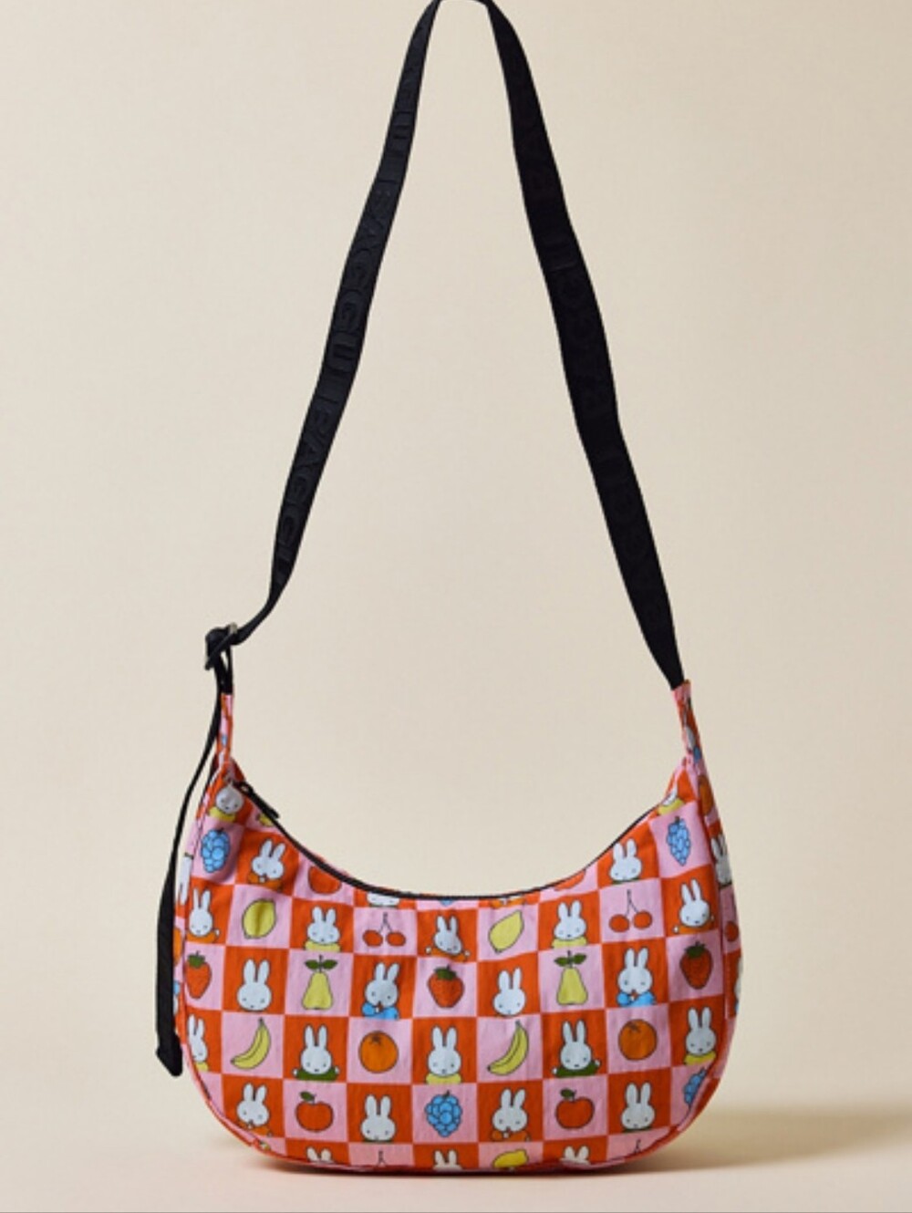 BAGGU Urban Outfitters Miffy checkered Crescent Bag Nwt